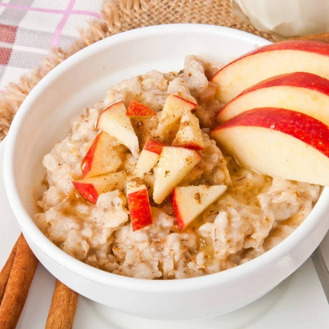 Cinnamon Apple Oatmeal